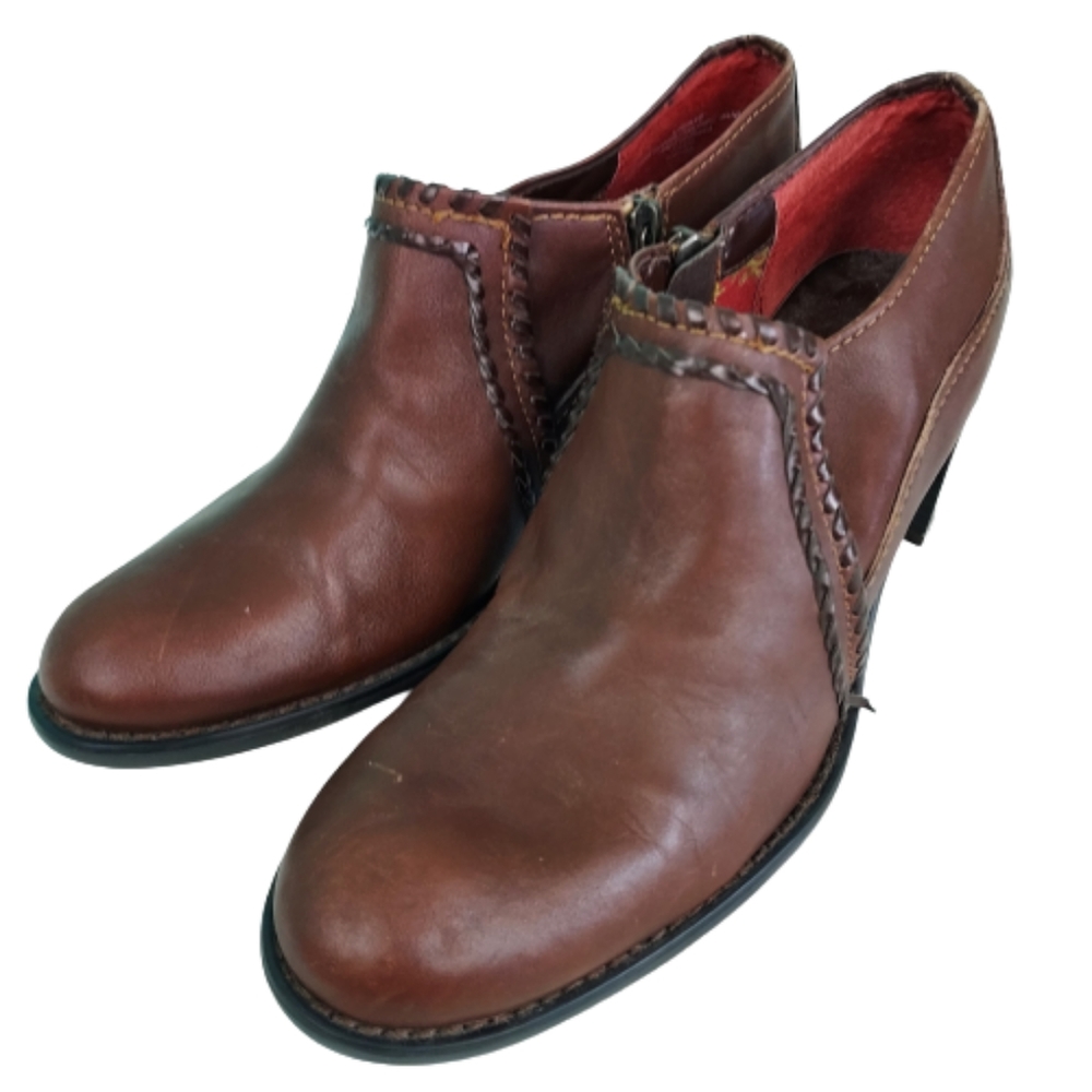 Liz Claiborne Flex zipper shoes, women's size 7.5, brown